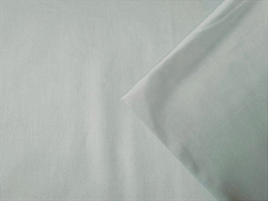 Klasikinio satino paklodė be gumos